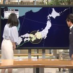 小川彩佳さんのお尻とスカートの▼ゾーンがめっちゃセクシーな報道ステーションエロ目線キャプ画像
