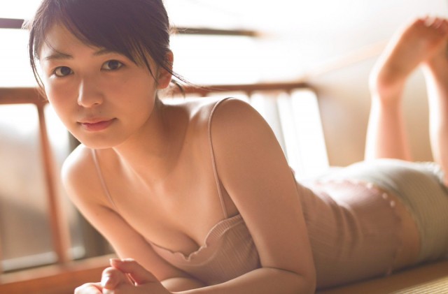 欅坂46・長濱ねるさんのセクシー画像4