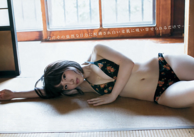 AKB48・高橋朱里さんのセクシー画像