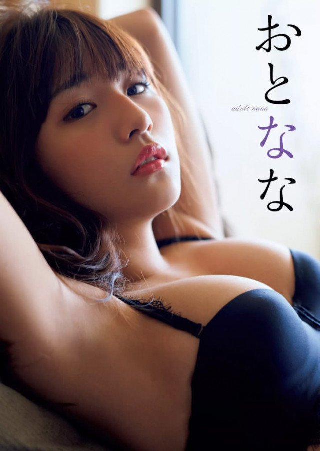 浅川梨奈さんのセクシー画像