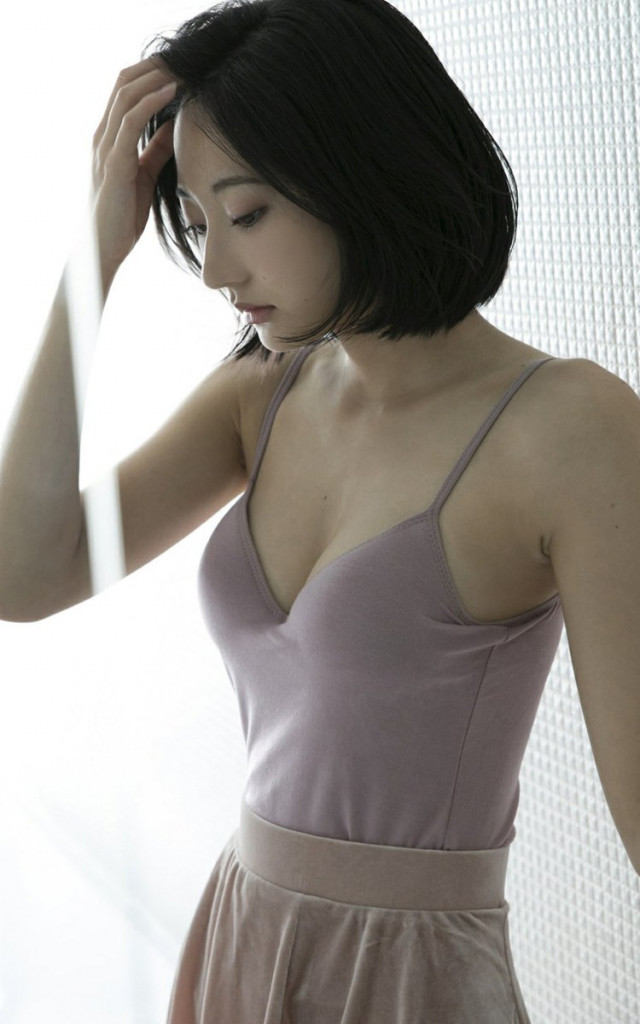 武田玲奈さんのセクシー画像