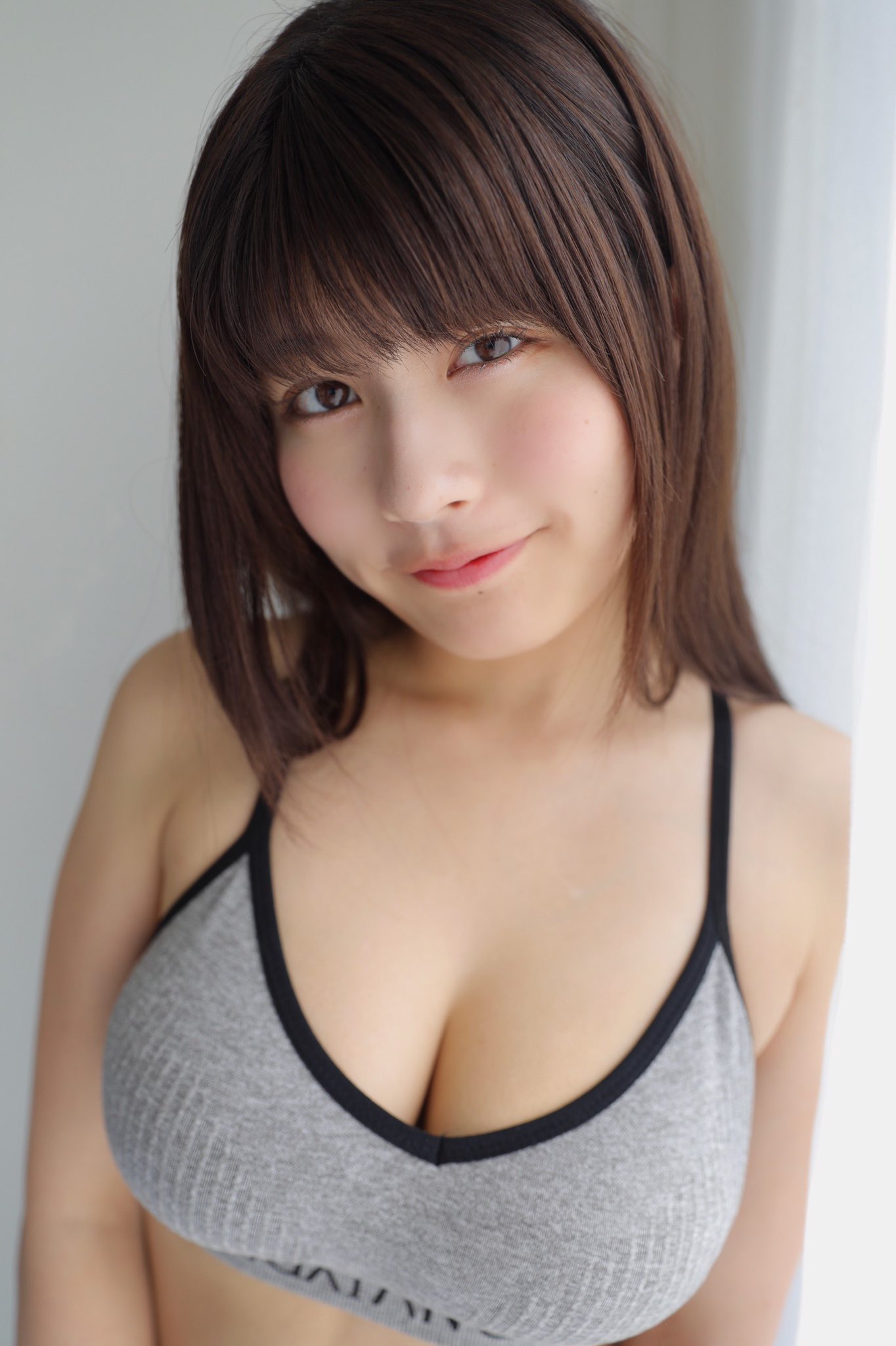 池田エライザさん他巨乳タレントや女性の画像-243